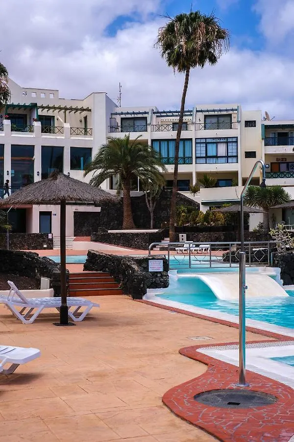 Vivienda Vacacional Audrey En Playa Roca Apartment Costa Teguise Spain